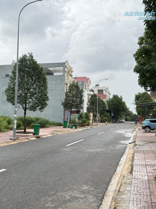 Cần bán lô đất mặt tiền trường học khu TĐC Cường Thuận , Phước Tân , Biên Hoà , Đồng Nai - 2