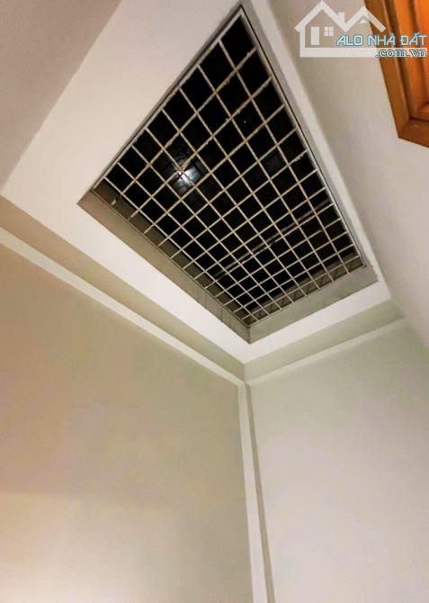 HIẾM CÓ! Bán nhà gần Xã Đàn Đống Đa 95m2 x 4T, MT 9m. Giá chỉ 28.5 tỷ - 2