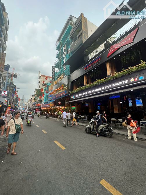 Giá đầu tư- Góc 3 mặt tiền Bùi Viện, Quận 1. DT: 8x17m, 6 tầng.HĐt: 315tr/th- Giá: 110 tỷ - 2