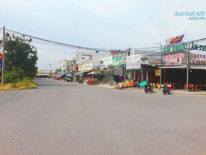 Hàng Thơm, 171m2 đất thổ cư 8x 20m view kênh, chỉ 590tr - 2