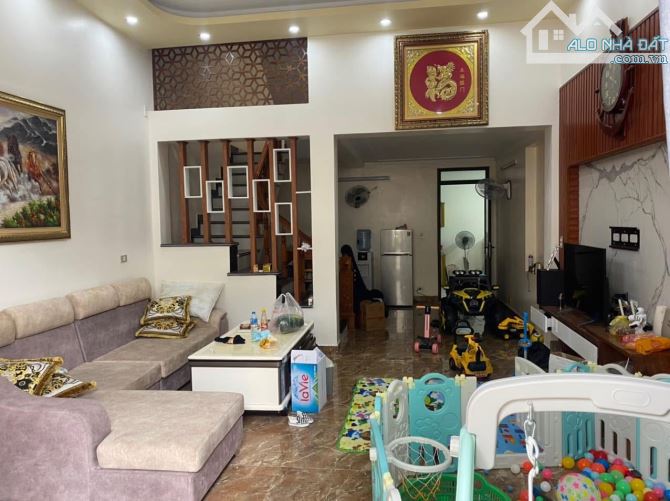 🏠Nhà 2,5 tầng mái Thái, full nội thất, ô tô đỗ cửa Quỳnh Cư – Hồng Bàng 96m2 giá 2,75 tỷ - 2