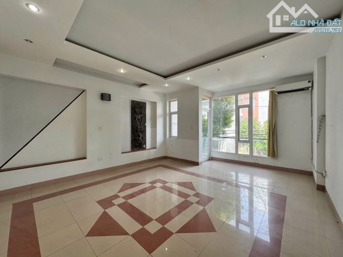 3 Tầng MT Kdoanh Đường 10m5 Nguyễn Tri Phương - 2