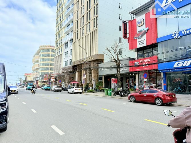 Hàng F0! Nhà C4 - mặt phố Thủ Khoa Huân 115m2  - Cách Nguyễn Văn Thoại 60m - Giá 12 tỷ - 2