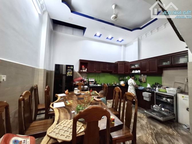 NGAY CHỢ GÒ XOÀI, 4 TẦNG, 4 X 17, CHỈ 5.9🧄, BÌNH TÂN GIÁP TÂN PHÚ - 2