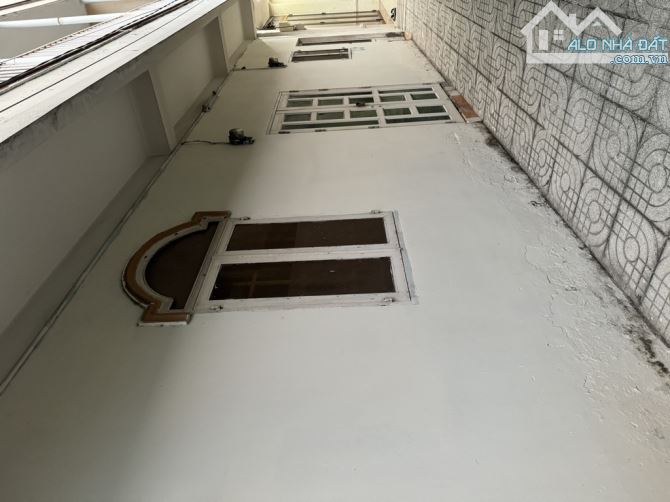 “N.H.Ỉ.N.G 5 T.Ỷ,  BÁN ĐẤT NGON TẶNG NHÀ  64.5 (6❌11M)3PN, 3WC- HXH, SÁT MẶT TIỀN TAM BÌ - 2