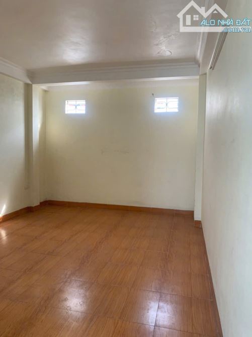 Cho thuê BTLK Đại Thanh, 60m2, 4 tầng, 4 PN làm VPcty, kết  hợp ở gđ, 13 Triệu/tháng - 2