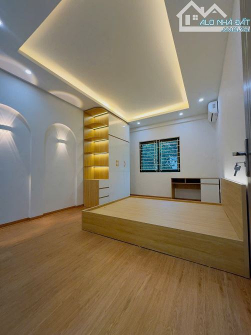 NHÀ DÂN XÂY TÂY SƠN– ĐỐNG ĐA - DT 25 M2-5T-Ở NGAY-GẦN PHỐ -LÔ GÓC-GIÁ CHỈ 7.5 TỶ. - 2