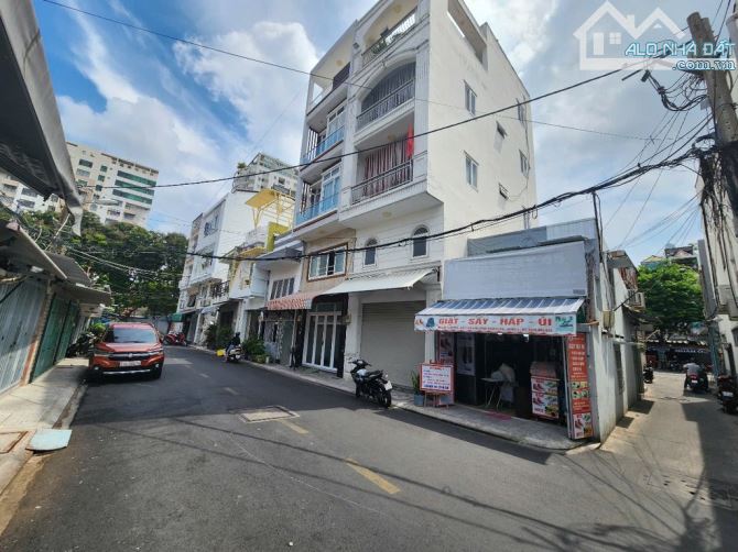 Bán nhà HXH rộng 10m Dt đất gần 50m 4 tầng vuông vức nhỉnh 10tỷ bến Vân đồn quận 4 - 2