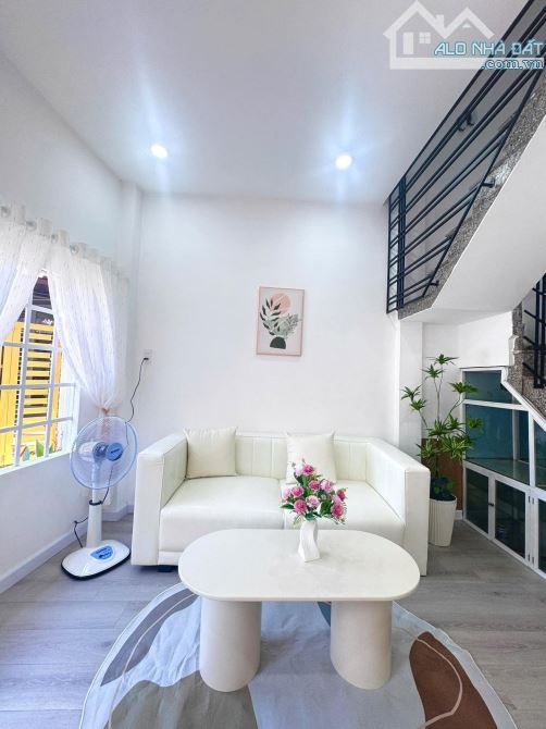 🧨🧨🧨 HÀNG HIẾM – CHỈ 1,86 TỶ – NHÀ 2 TẦNG KIÊN CỐ 🏡  ✅ DT: 24m² ngang 4,5m - 2