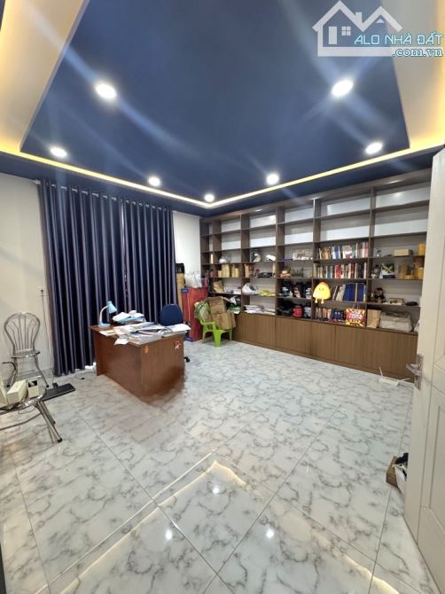 VILLA SÀI THÀNH CẠNH AN DƯƠNG VƯƠN.G - KDC LÝ CHIÊU HOÀN.G - 5PN - ( 9.5X14M ) - 2