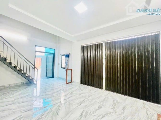 Nhà mặt tiền 50m2, 2 tầng, Bình Tân, gần chung cư Lê Thành, chỉ 3,6tỷ - 2