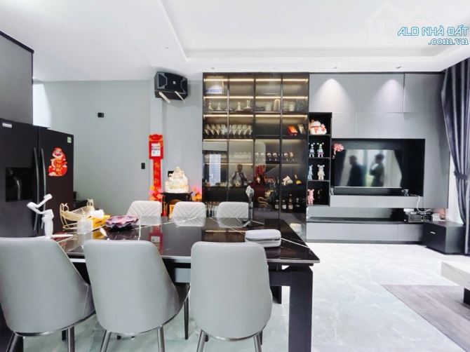 Nhà đẹp long lanh vị trí vip Khu vực Q7 giá chỉ 7toi199 - 2