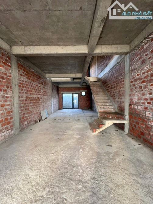 🏘🏘NHÀ 3 TẦNG MẶT TIỀN TRẦN THÁI TÔNG, TP HUẾ - 2