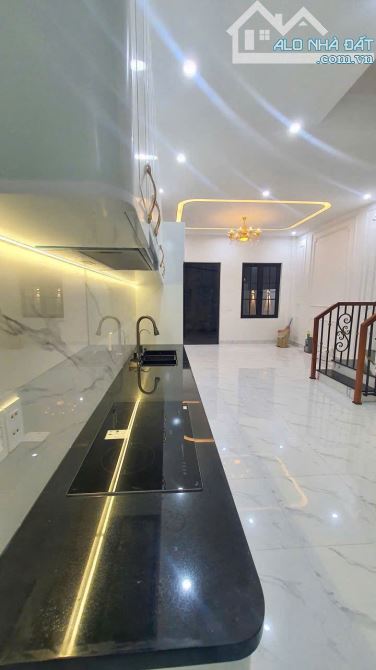 Nhà 2 tầng mặt tiền kiệt Lê Phụng Hiểu thông Bùi Thị Xuân và đi ra Đồng Khởi, TP Huế. - 2