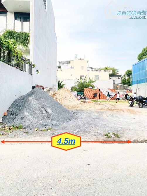 Đất Lái Thiêu đường nhựa thông DT: 4.5m x 24m sổ hồng riêng. - 2