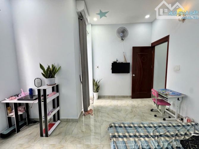 Nhà Vuông 2 tầng HXH tránh 59m2 – Nguyễn Tư Giản QV - 3