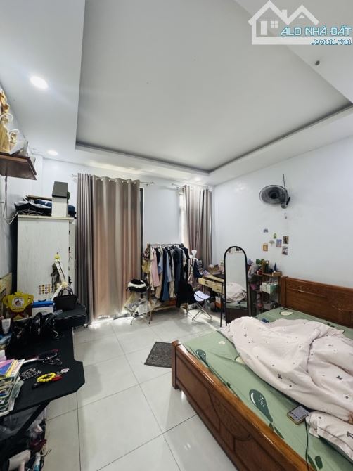 CẦN BÁN NHÀ BÌNH TÂN, 3 TẦNG BTCT, DT 4X13M, HẺM NHỰA 6M THÔNG, CHỈ NHỈNH 4 TỶ - 3