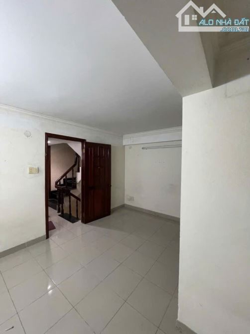 Nhà Mặt tiền 4 tầng Đường 20m 75m2 – Nguyễn Kiệm QV - 3