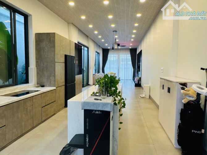 Nhà 2 Mặt Tiền Hẻm Xe Hơi gần vòng xoay Lê Trọng Tấn, Tân Hưng - 3