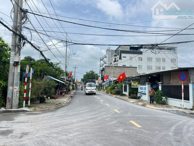 Bán đất 2 mặt tiền Nguyễn Văn Hoài 1/ QL22 vào 100m xác bên Bệnh Viện Huyện 10x20 Full Thổ - 3