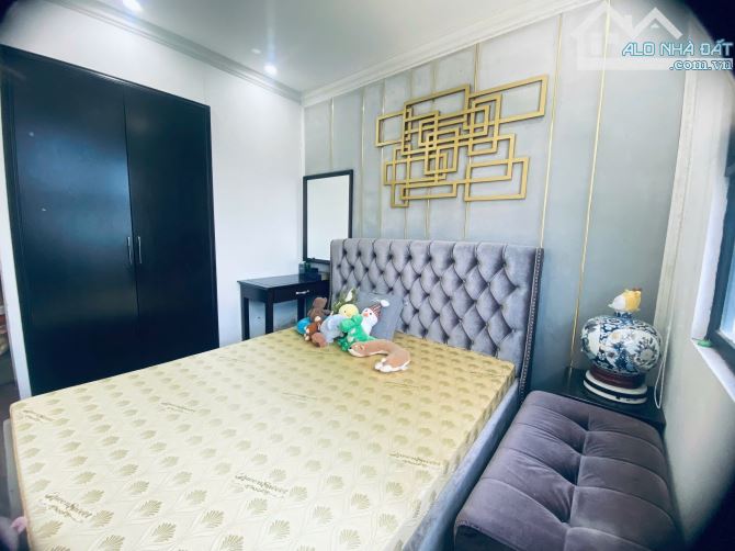 🏡 BÁN CĂN HỘ ĐẸP – CT9 VIỆT HƯNG 🌿  ✨ Diện tích: 83m² ✨ Thiết kế: 3 phòng ngủ – 2 s - 3