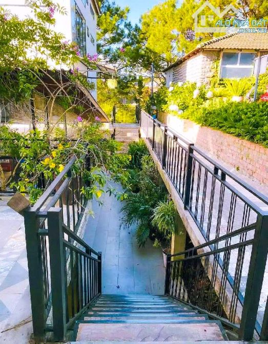 KHU VIP - KHAN HIẾM, Bán GIÁ TỐT Villa sân vườn Khu Đồi Trà, gần Đồi Cù, 500m2, ngang 20m - 3