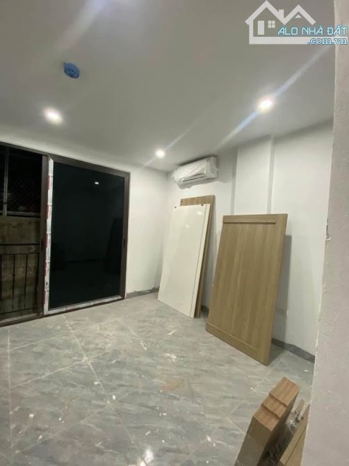 Phú Đô - Toà CHDV Xây Mới - 11 phòng - PCCC Đủ- 42m2 - giá 12.3 Tỷ - 3