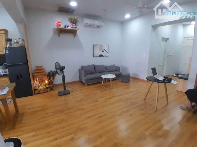 Tố Hữu - Tòa CT1 - C14 Bắc Hà -Bộ Công An - 3 Ngủ - 3wc- 132m2 - giá 8.6 Tỷ - 3
