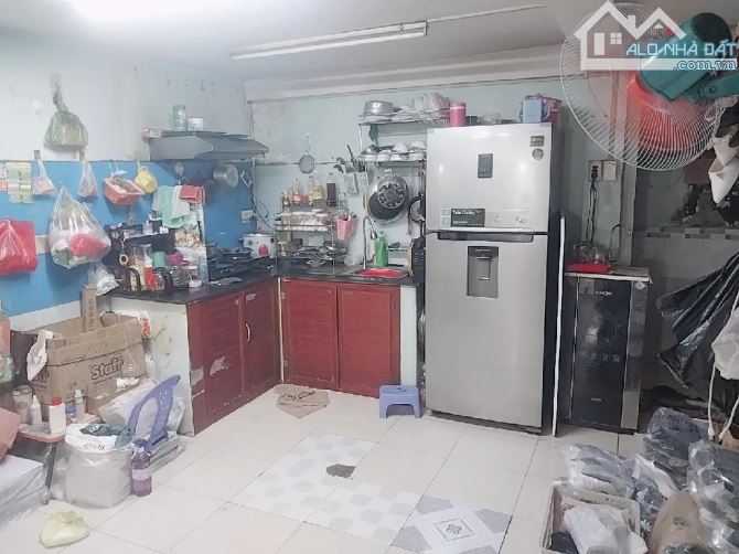 HẺM XE TẢI THÔNG - LIÊN KHU 5-6 BÌNH HƯNG HÒA B ,BÌNH TÂN DT: 4*16M- 4 TỶ 3 - 3