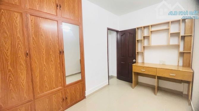 Nhà 22m2, 2 tầng, gần mặt tiền đường Âu Cơ, Tân Phú, chỉ 3tỷ. - 3