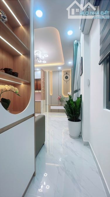 NHÀ SÁT QUẬN 1 NGAY LÊ VĂN DUYỆT, BÌNH THẠNH, 40M2, 3PN, 2 WC, CHỈ 5.9 TỶ - 3