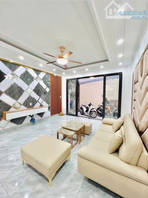 Bán nhà Văn Cao, Đằng Lâm, Hải An, Hải Phòng. 4 tầng, 58m2, 3,7 tỷ. Ngang 4,29m, ngõ 2m, d - 3