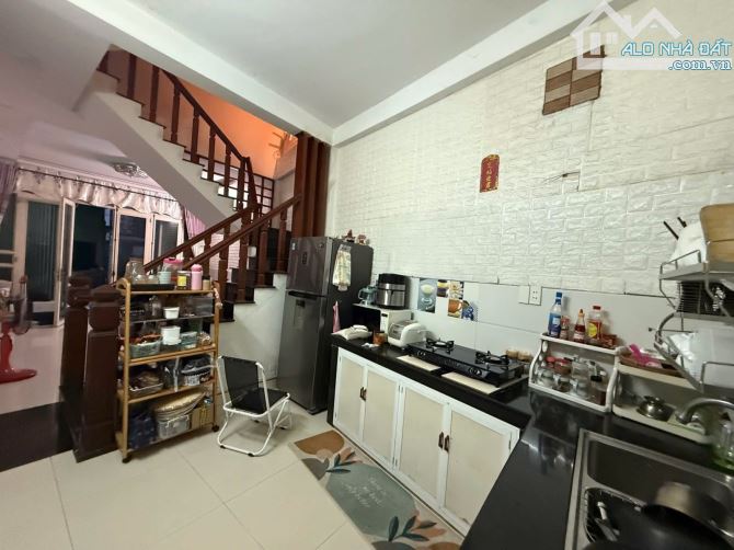 🏡 NHÀ 3 TẦNG – KIỆT Ô TÔ – GẦN MẶT TIỀN HOÀNG THỊ LOAN – 69 m²💰 Chỉ hơn 3 đồng - 3