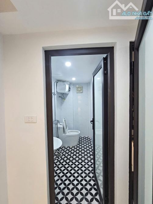 CHỈ 4.3 TỶ! NHÀ ĐẸP NGÕ 594 BẠCH MAI - HAI BÀ TRƯNG: 24M², 4 TẦNG, MT 3M - CÁCH Ô TÔ 20M - 3