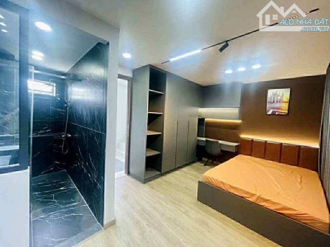🏯5 TẦNG - GẦN HẠNH THÔNG TÂY - 1/ GẦN MẶT TIỀN- HXH 8M TRÁNH NHAU - 5x12M (60m2) - 6,X TỶ - 4