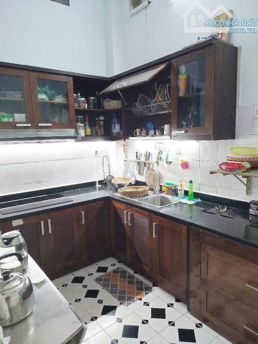 NHÀ MẶT TIỀN (CƯ XÁ) NGUYỄN CẢNH CHÂN, Q1 – 4 TẦNG – HẺM XE HƠI – CHỈ 12.5 TỶ - 4