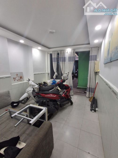 Nha nhỏ gần biển hẻm xe máy đương Yết Kiêu , ngay TTTP Nha Trang vị trí đầu tư tốt an cư - 4