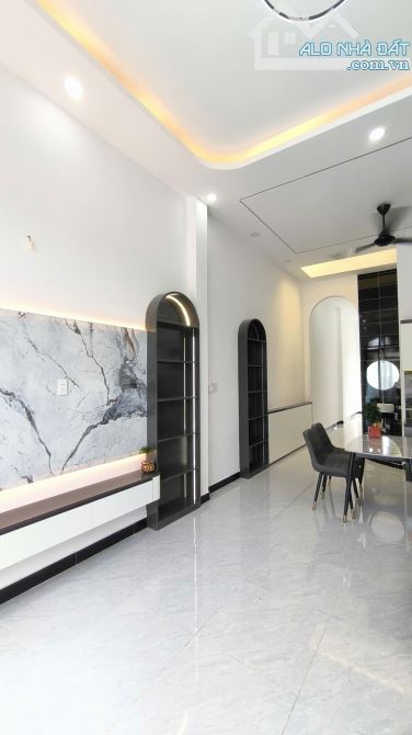 Giảm 100 Củ Với Mức Giá Phải Chăng Cho Khách Hàng_ Giá Chỉ 2 TỶ 200 TRIỆU - 3