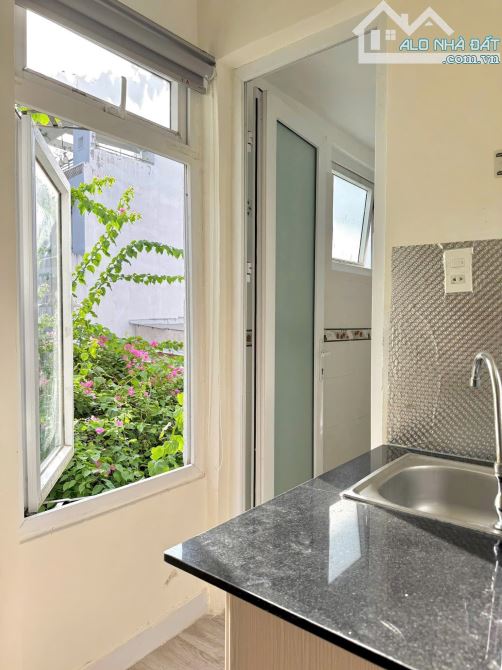 Bán toà nhà CHDV HXH Ngay phan đăng Lưu ,p1 ,Bình Thạnh .DT:62m2 .4 tầng .12.5 tỷ - 4