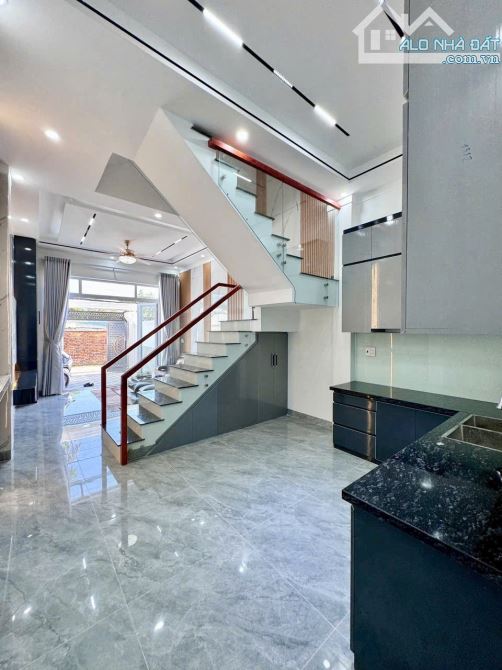Bán nhà 1T1L mới tinh, MT Hoàng Minh Chánh P.Hoá An chỉ 3,8 tỷ - 4