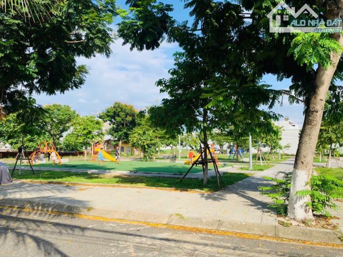 Bát lô đất sạch đẹp mặt tiền đường Bát Nàn Công Chúa Khu Biển Tân Trà giá rẻ chỉ 42tr/m - 2