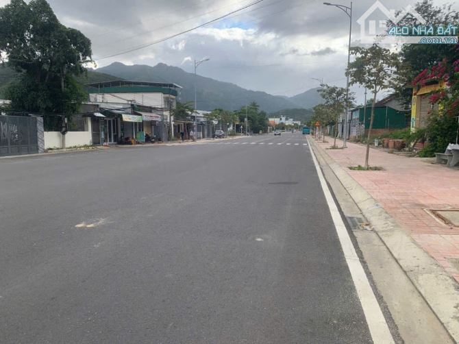ĐẤT ĐẸP MẶT TIỀN ĐƯỜNG PHONG CHÂU QH THỔ , PHƯỚC ĐỒNG ĐOẠN GẦN TDC ĐẤT LÀNH, SỔ HỒNG - 4