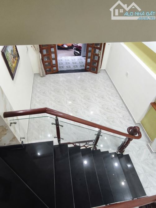 BÁN NHÀ 2 TẦNG ĐÚC NGUYỄN THỊ KIỂU QUẬN 12 GIÁ RẺ 3.8 TỶ DIỆN TÍCH 60m2 ( 4 x 15 ) sàn90 - 4
