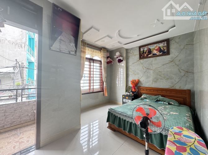 NHÀ HXH 3 TẦNG BTCT ĐƯỜNG SỐ 8 LINH XUÂN - 4