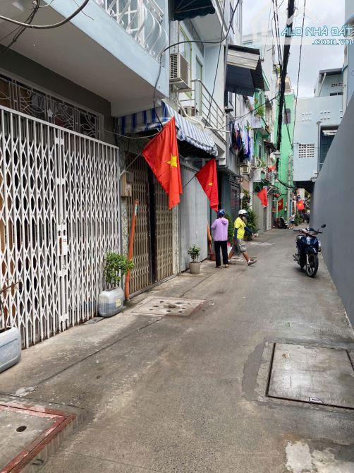 QUẬN 3 ĐẮT ĐỎ - HẺM XE HƠI - GẦN MẶT TIỀN - VỊ TRÍ KINH DOANH - 33m2 - 4