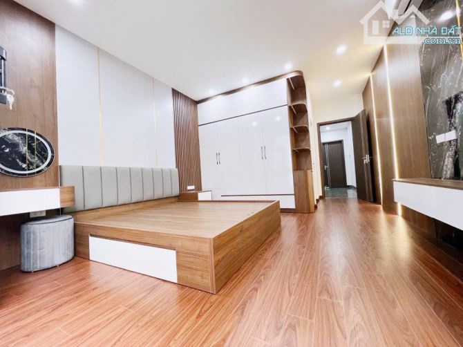 Bán Nhà Đẹp Của Bác Sĩ , Kim Giang Vài Mét Ra Đường To 42m 5 Tầng MT 4,5m, Giá Chỉ 6,12 Tỷ - 4