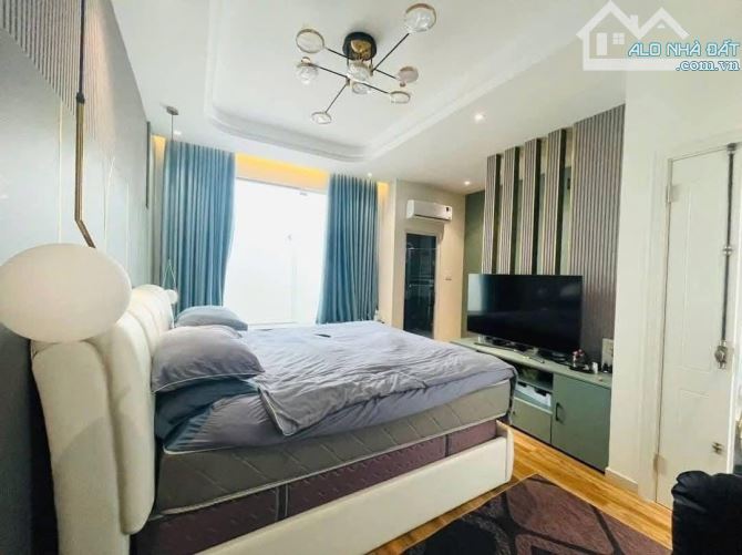 BÁN NHÀ 1 TRỆT 3 LẦU MỚI ĐẸP HẺM Ô TÔ TRÁNH NHAU NAM KỲ KHỞI NGHĨA - 4