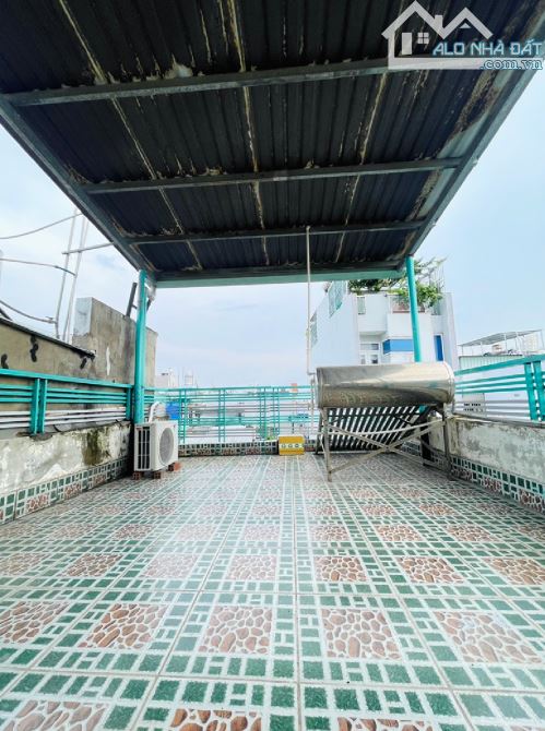 Bán nhà 1/  NGUYỄN THỊ BÚP Q12_hẻm XE HƠI THÔNG🚘. Đi bộ ra CÔNG VIÊN nội khu-3 tầng-4ty95 - 4