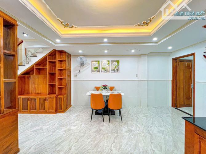 BÁN NHÀ TRỆT LỬNG MỚI HIỆN ĐẠI RỘNG 3 PHÒNG NGỦ CÓ SẴN NỘI THẤT HẺM 90 HÙNG VƯƠNG TPCT - 5