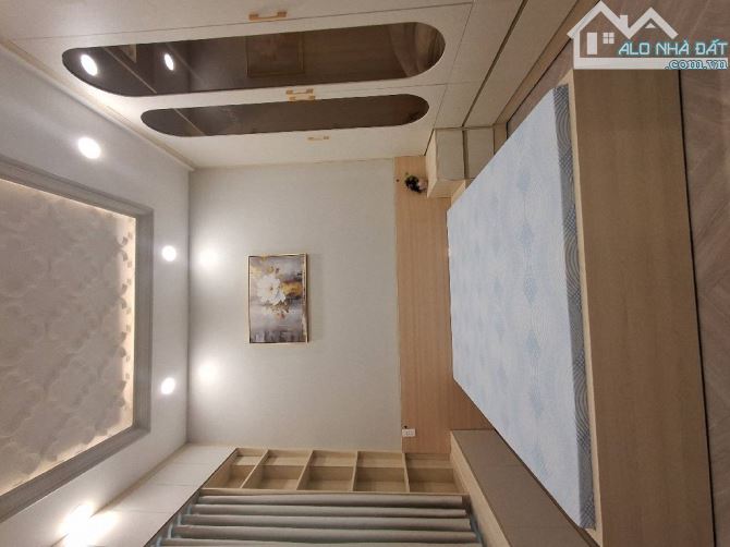 Quận 7,huỳnh tấn phát , nhà 3 tầng, ngang 5,5m ,nhỉnh 8,x tỷ - 5